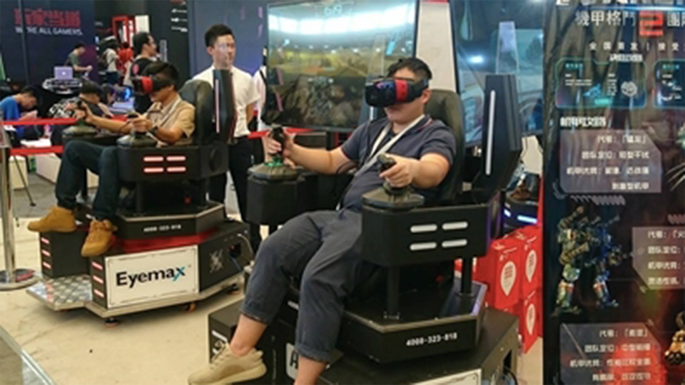 「機甲格鬥II -團隊榮耀」電競VR遊戲